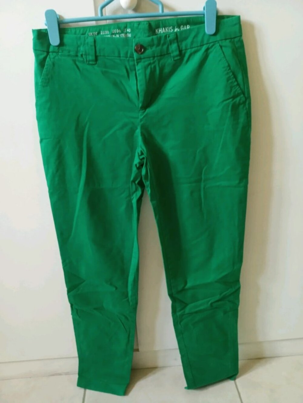 Green Straight-Leg Chino Pants Size M